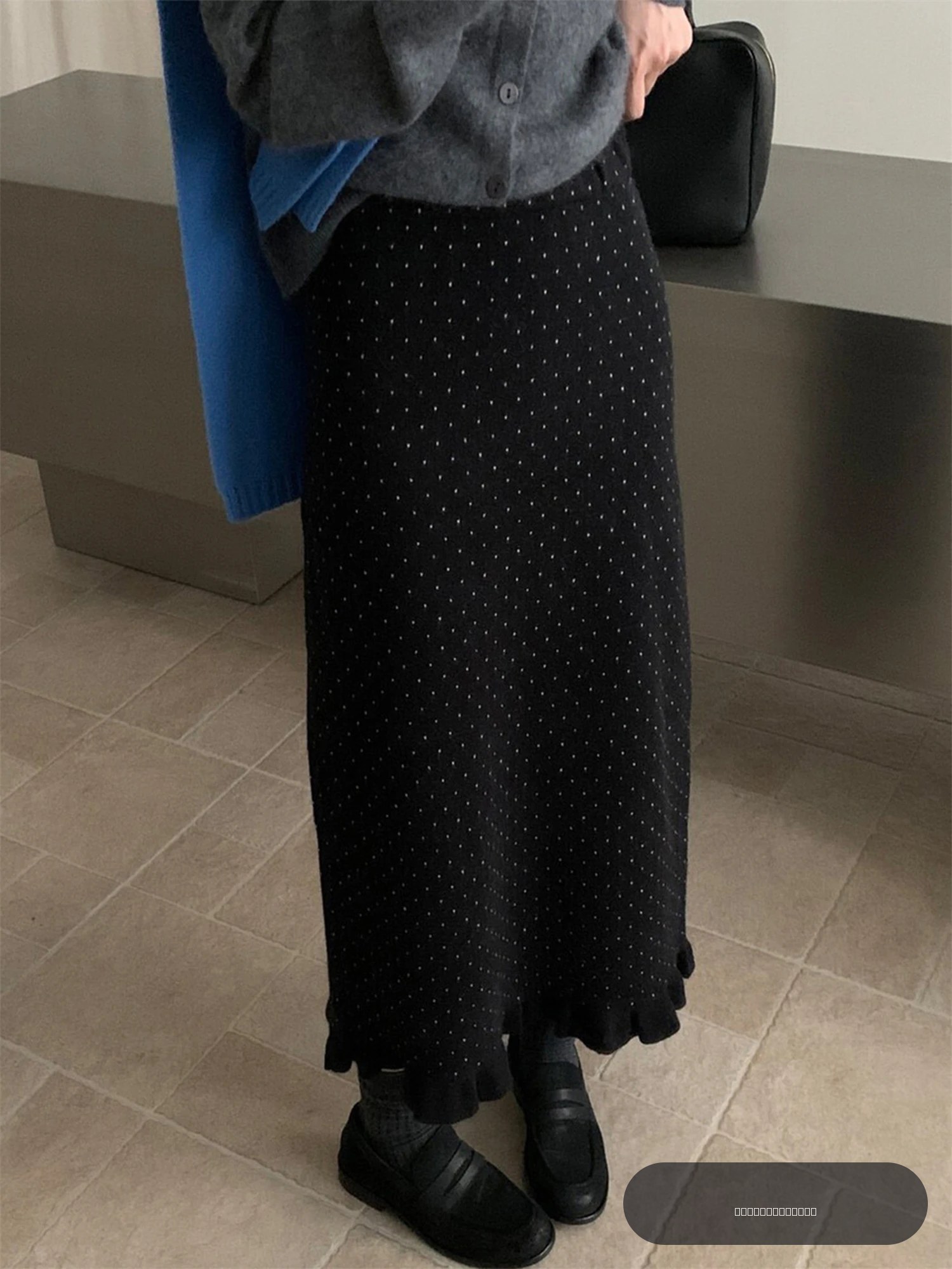 Jupe longue trapèze en tricot à pois pour femme, taille haute, coupe droite, avec fente arrière, idéale pour les trajets urbains - Collection Automne Hiver