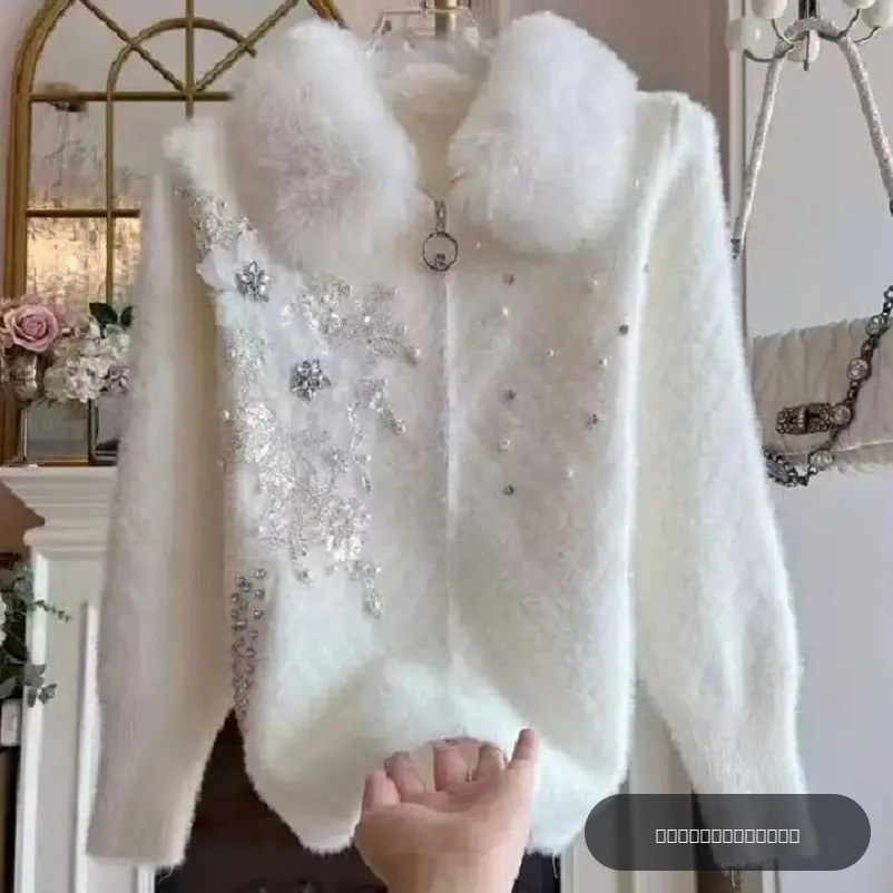 Pulls Design de luxe automne hiver manteau en tricot col en fausse fourrure de renard tricoté Cardigan haut femmes nouvelle tendance pull blanc